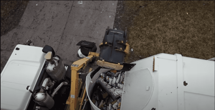 Prairie Robotics Camera Checks Recycling.png